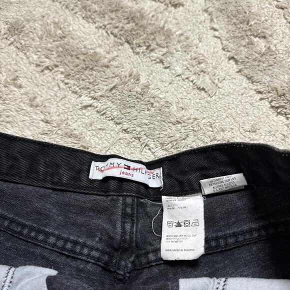 Vintage Tommy Hilfiger Denim Shorts - Picture 4 of 5